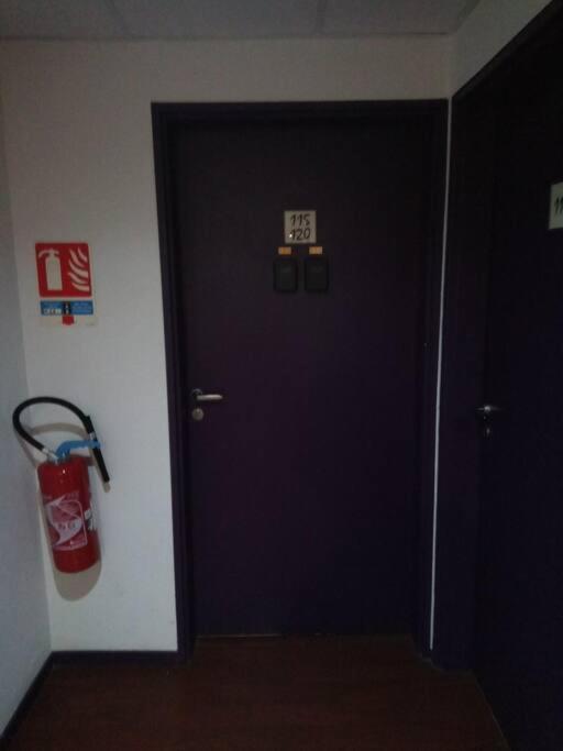 Agreable Studio Familial A Lourdes, Proche Gare Экстерьер фото