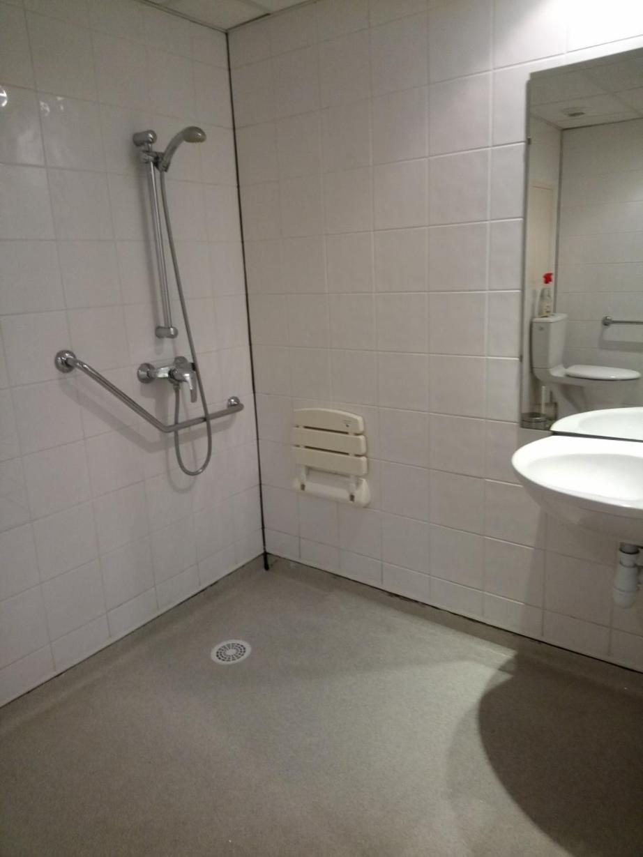 Agreable Studio Familial A Lourdes, Proche Gare Экстерьер фото